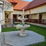 Bed & Breakfast Toroes Panzio 3*